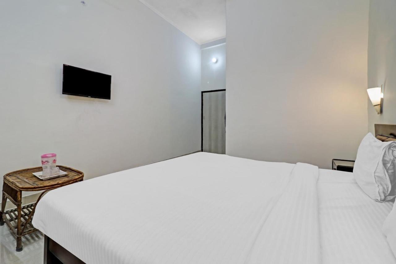 Oyo The Bliss Resort & Banquet Gobindapur Exterior photo